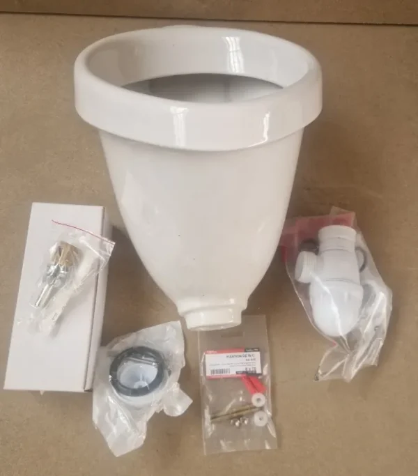 Urinoir en céramique blanche émaillée