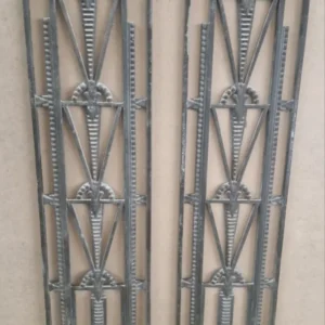 deux grilles décoratives anciennes de style Art Déco