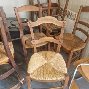 Chaise en paille