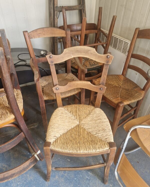 Chaise en paille