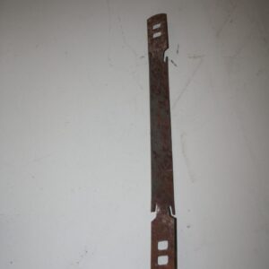 Entretoise de coffrage plate en acier 35 cm, réemploi, traces de rouille