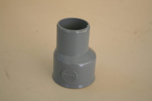 Réduction PVC mâle-femelle Ø40-32 Nicoll grise