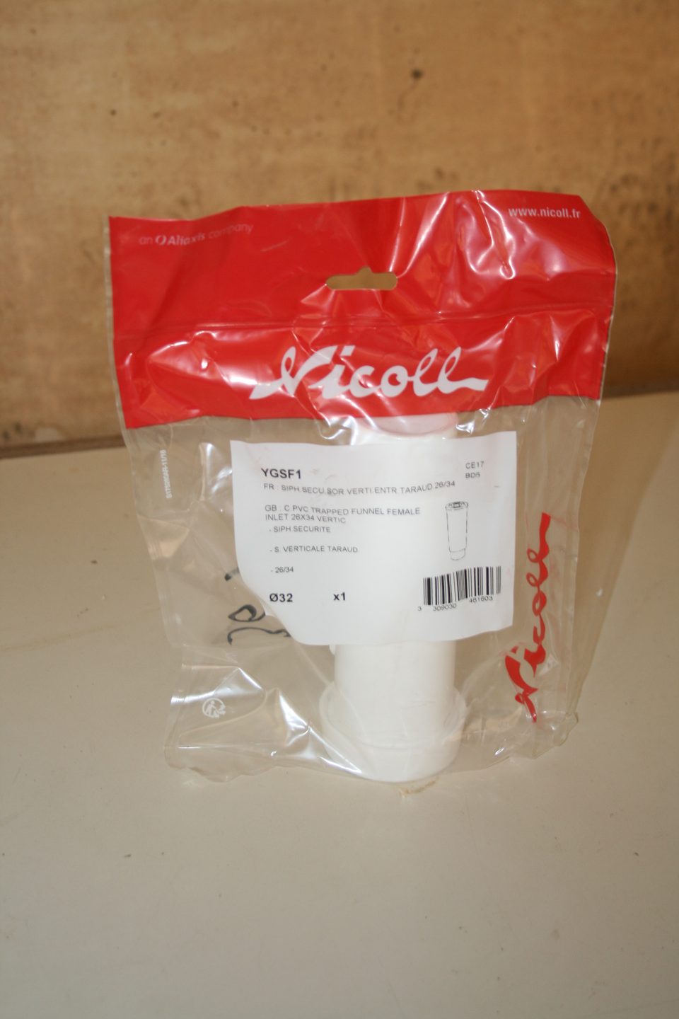 Siphon de sécurité Nicoll YGSF1 sortie verticale Ø32 dans son sachet